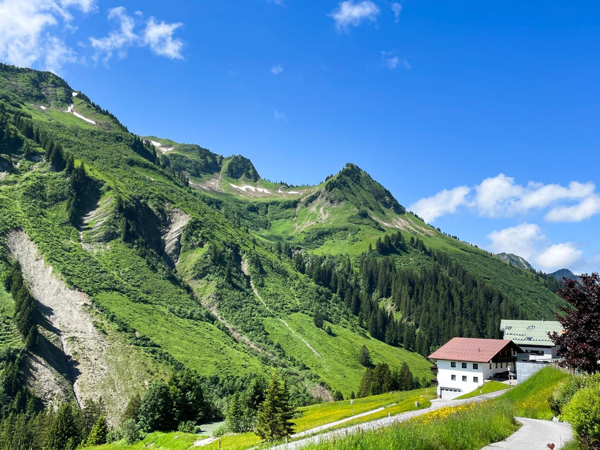 Ferienwohnung Damülser Holzhus Exterior foto