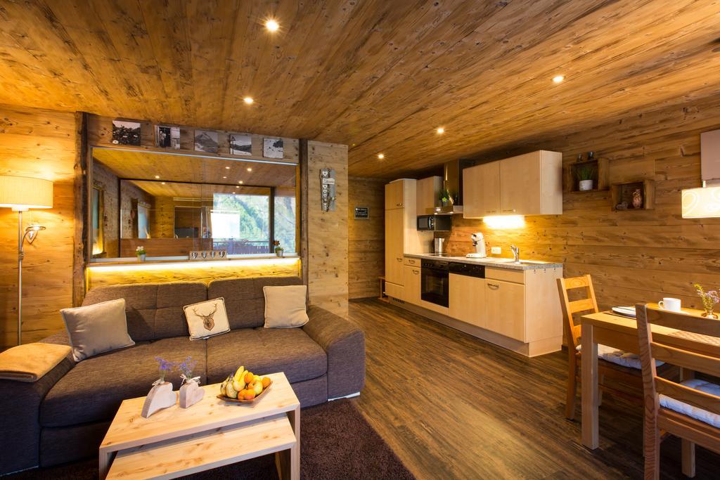 Ferienwohnung Damülser Holzhus Exterior foto